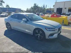 7JRA22TL4KG010090 2019 VOLVO S60