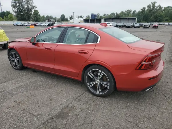 7JRA22TL7KG003523 2019 VOLVO S60 - Image 2