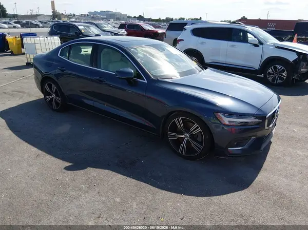7JRA22TL9KG006584 2019 VOLVO S60 - Image 1