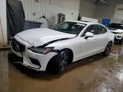 7JRA22TL9KG015365 2019 VOLVO S60