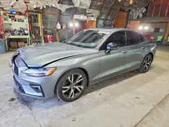 7JRA22TM0KG014016 2019 VOLVO S60