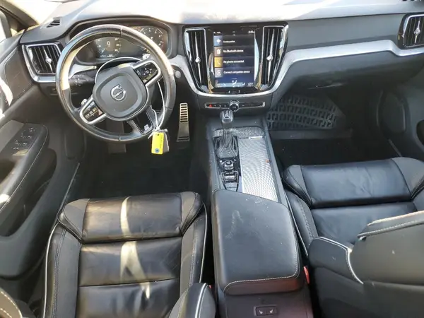 7JRA22TM0KG015666 2019 VOLVO S60 - Image 8