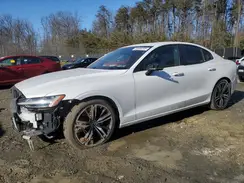7JRA22TM0KG016011 2019 VOLVO S60