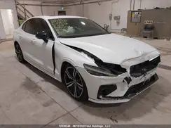 7JRA22TM0LG038107 2020 VOLVO S60