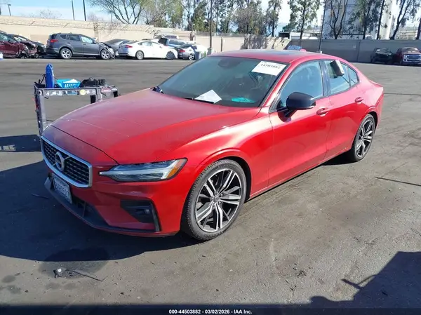 7JRA22TM1KG003476 2019 VOLVO S60 - Image 2