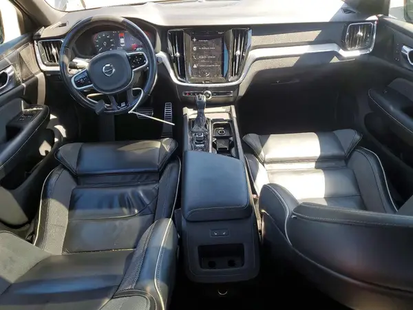 7JRA22TM1KG018012 2019 VOLVO S60 - Image 8