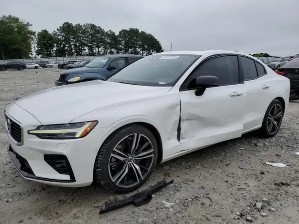 7JRA22TM2KG013207 2019 VOLVO S60 - Image 1