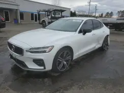 7JRA22TM2KG016396 2019 VOLVO S60