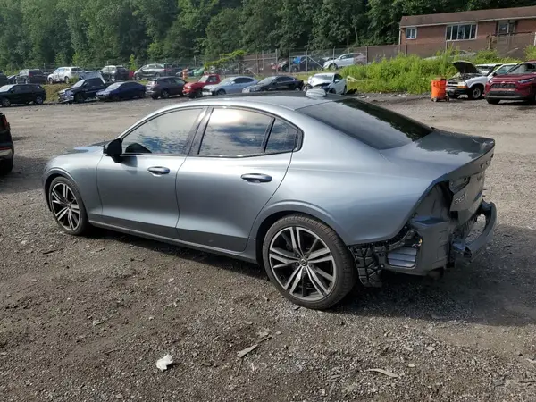 7JRA22TM3KG017377 2019 VOLVO S60 - Image 2