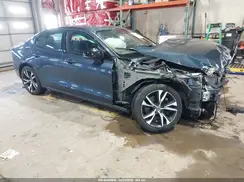 7JRA22TM4KG017162 2019 VOLVO S60
