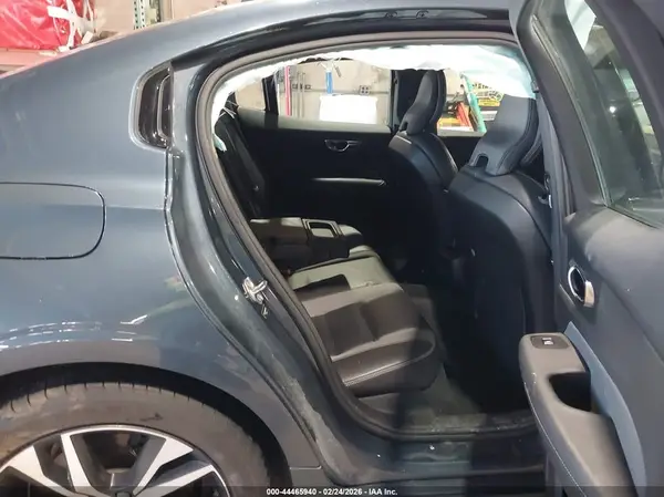 7JRA22TM4KG017162 2019 VOLVO S60 - Image 8