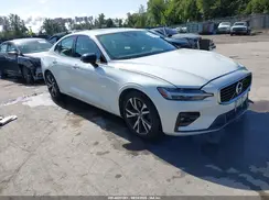 7JRA22TM5KG012374 2019 VOLVO S60