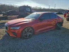 7JRA22TM6KG000458 2019 VOLVO S60