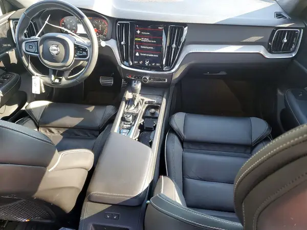 7JRA22TM6KG013758 2019 VOLVO S60 - Image 8