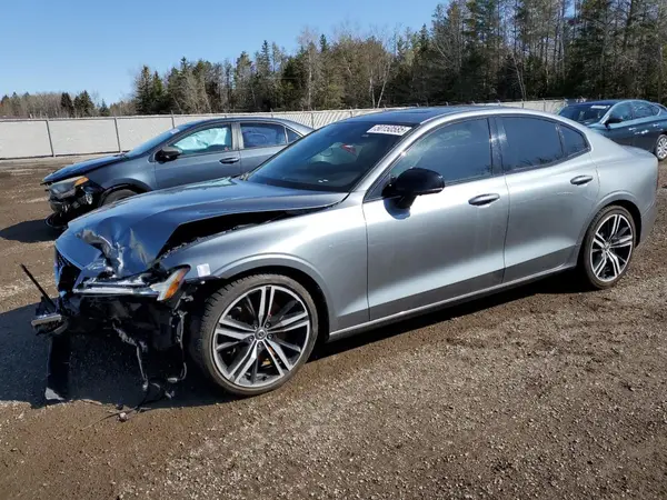 7JRA22TM6KG017468 2019 VOLVO S60 - Image 1