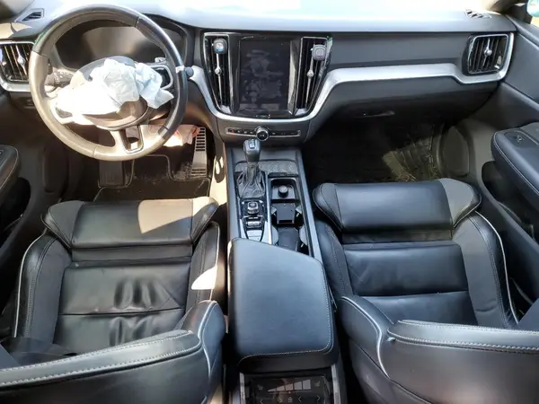 7JRA22TM6KG017468 2019 VOLVO S60 - Image 8