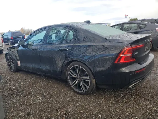 7JRA22TM7KG003059 2019 VOLVO S60 - Image 2