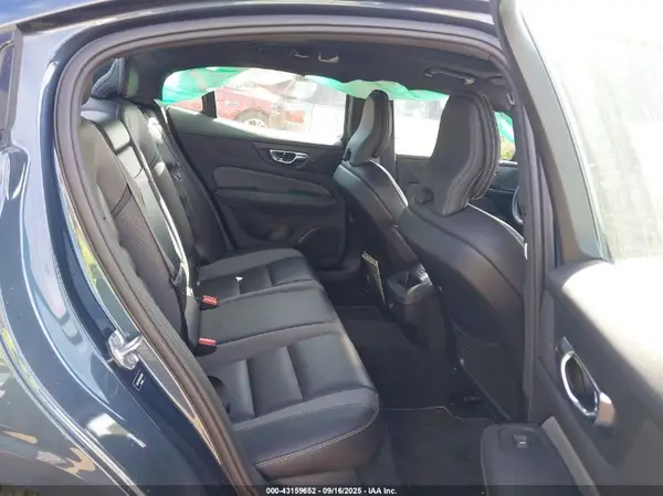 7JRA22TM7KG005958 2019 VOLVO S60 - Image 8