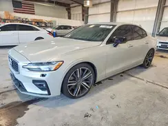 7JRA22TM7KG014000 2019 VOLVO S60