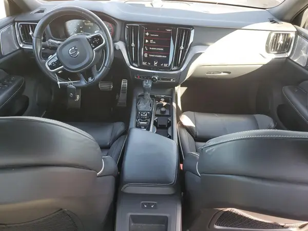 7JRA22TM8KG004897 2019 VOLVO S60 - Image 8