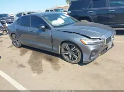 7JRA22TM8KG016063 2019 VOLVO S60