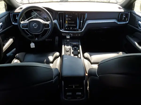 7JRA22TM8LG057410 2020 VOLVO S60 - Image 8