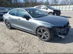 7JRA22TM8MG082065 2021 VOLVO S60