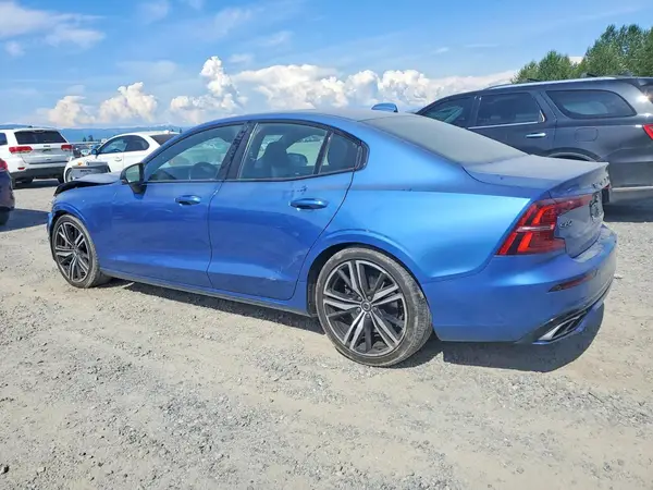 7JRA22TM9LG039367 2020 VOLVO S60 - Image 2