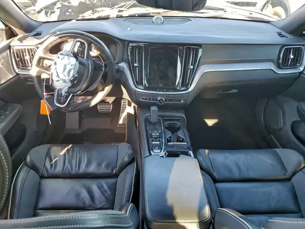 7JRBK0FP3MG095434 2021 VOLVO S60 - Image 8
