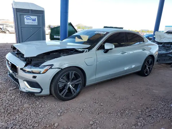 7JRBR0FL5KG013306 2019 VOLVO S60 - Image 1
