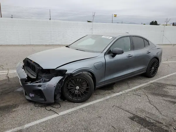 7JRBR0FM3KG012437 2019 VOLVO S60 - Image 1