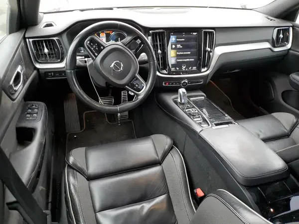 7JRBR0FM3KG012437 2019 VOLVO S60 - Image 8