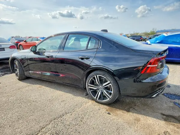 7JRBR0FZ0NG177409 2022 VOLVO S60 - Image 2