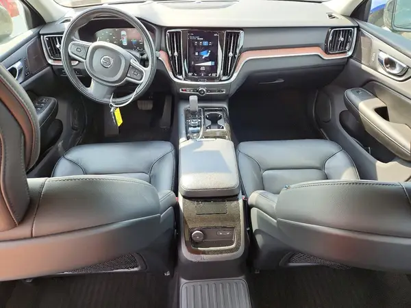 7JRBR0FZ0NG177409 2022 VOLVO S60 - Image 8