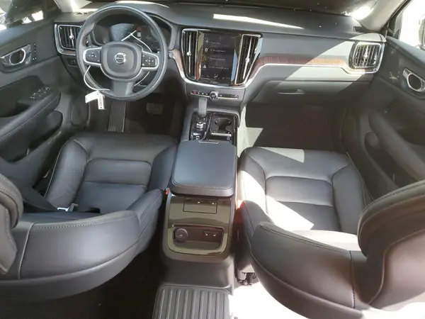 7JRBR0FZ9NG154016 2022 VOLVO S60 - Image 8