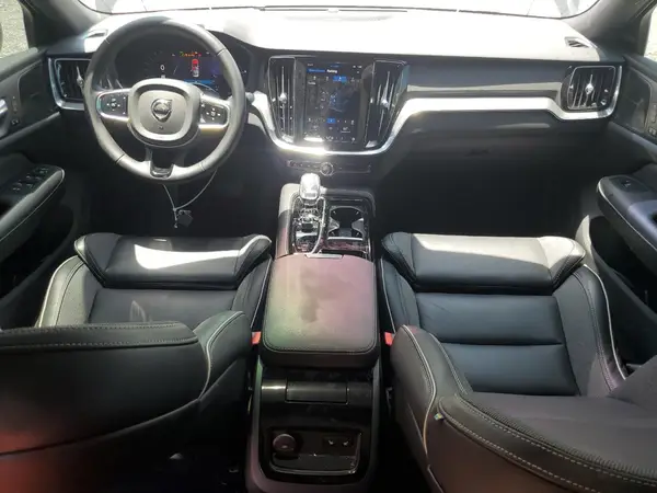 7JRH60FH1RG285635 2024 VOLVO S60 - Image 8