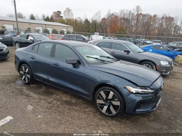 7JRH60FL0RG296128 2024 VOLVO S60 - Image 1