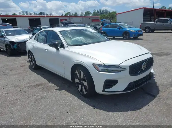 7JRH60FL6RG297087 2024 VOLVO S60 - Image 1
