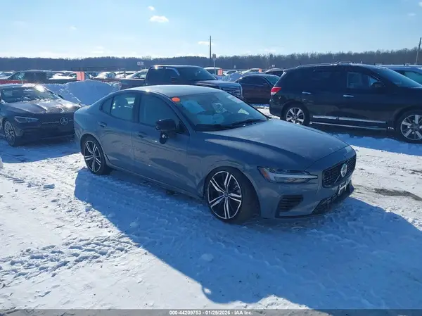 7JRH60FM6RG303169 2024 VOLVO S60 - Image 1