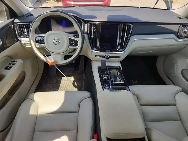 7JRH60FM6RG314785 2024 VOLVO S60 - Image 8