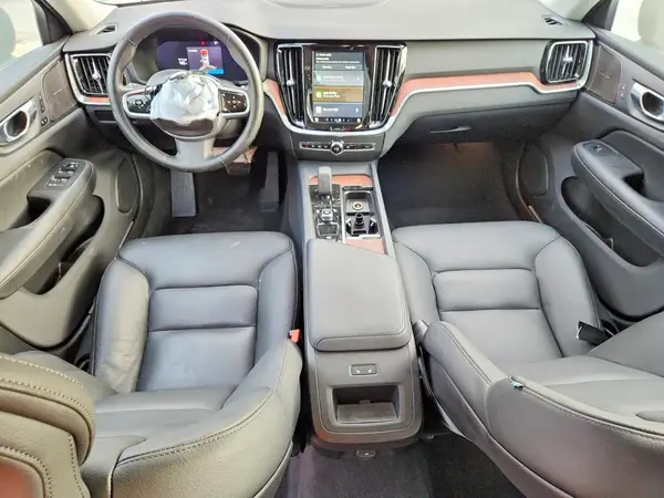 7JRL12FC1SG368867 2025 VOLVO S60 - Image 8