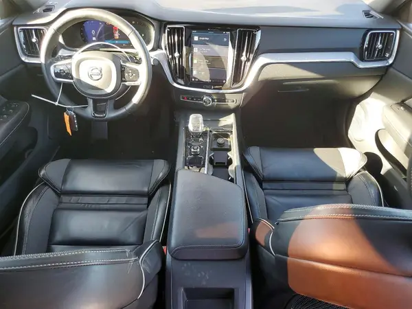 7JRL12FH2RG282019 2024 VOLVO S60 - Image 8