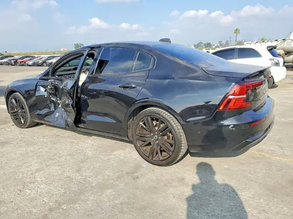 7JRL12FH2RG294493 2024 VOLVO S60 - Image 2