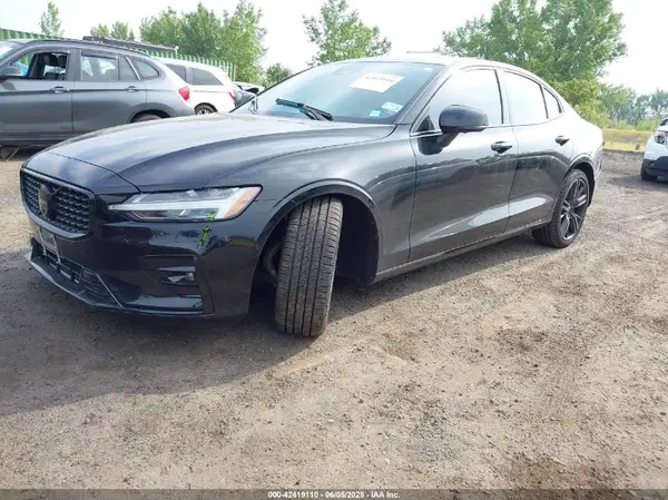 7JRL12FH7RG300837 2024 VOLVO S60 - Image 2