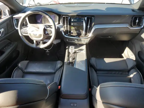 7JRL12FH8RG294000 2024 VOLVO S60 - Image 8