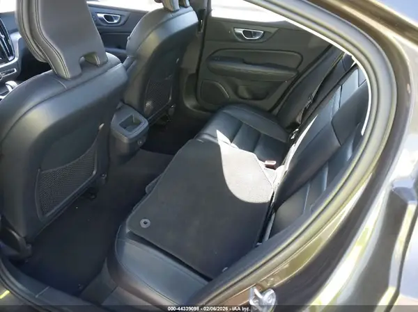 7JRL12FK2RG325172 2024 VOLVO S60 - Image 8