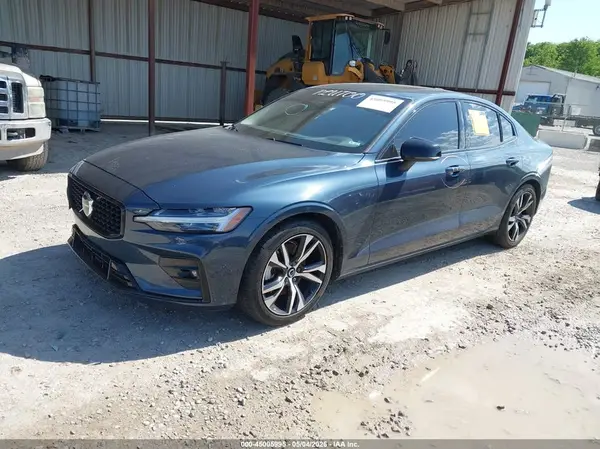 7JRL12FK3RG327318 2024 VOLVO S60 - Image 2