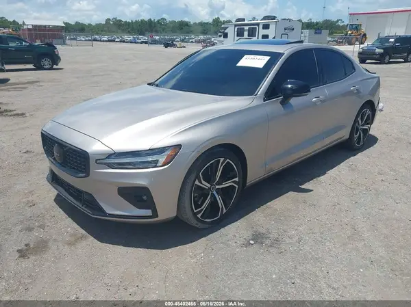 7JRL12FK5PG239691 2023 VOLVO S60 - Image 2
