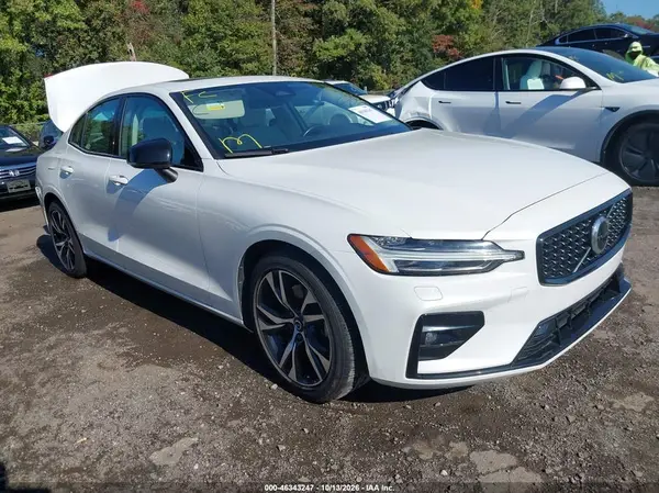 7JRL12FK5RG296248 2024 VOLVO S60 - Image 1