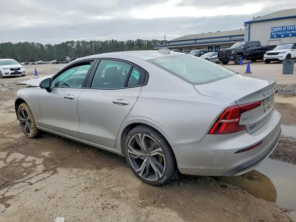 7JRL12FK5RG317633 2024 VOLVO S60 - Image 2